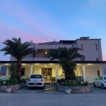 Hotel Vallisdea سالا كونسيلينا المظهر الخارجي الصورة