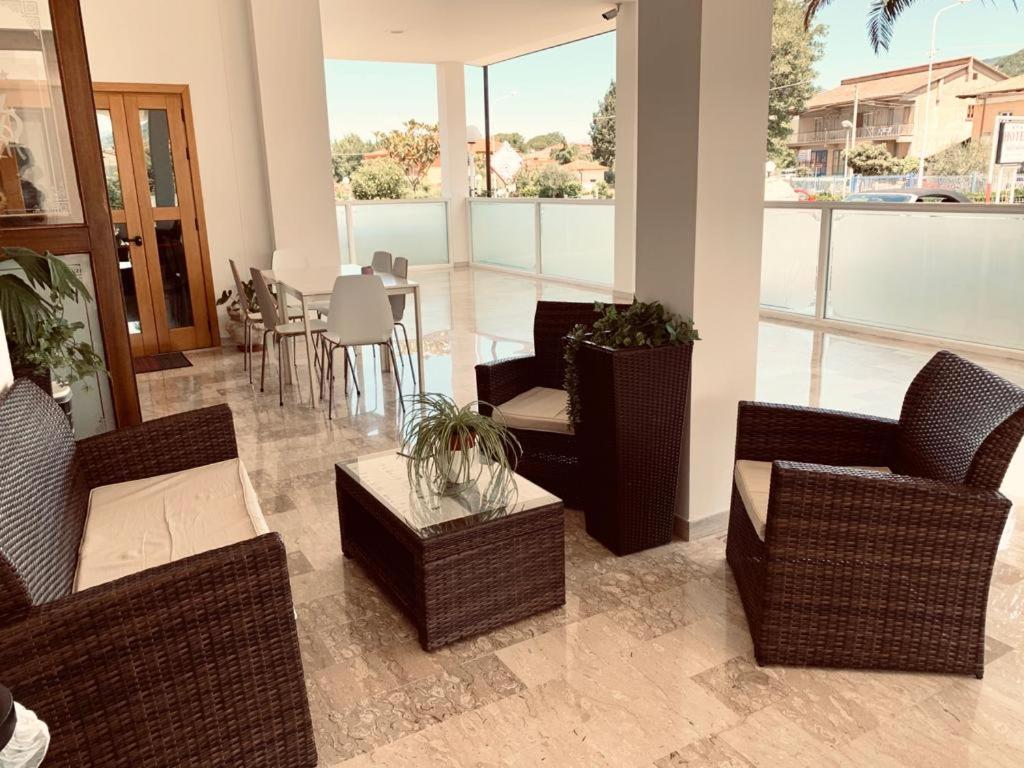 Hotel Vallisdea سالا كونسيلينا المظهر الخارجي الصورة