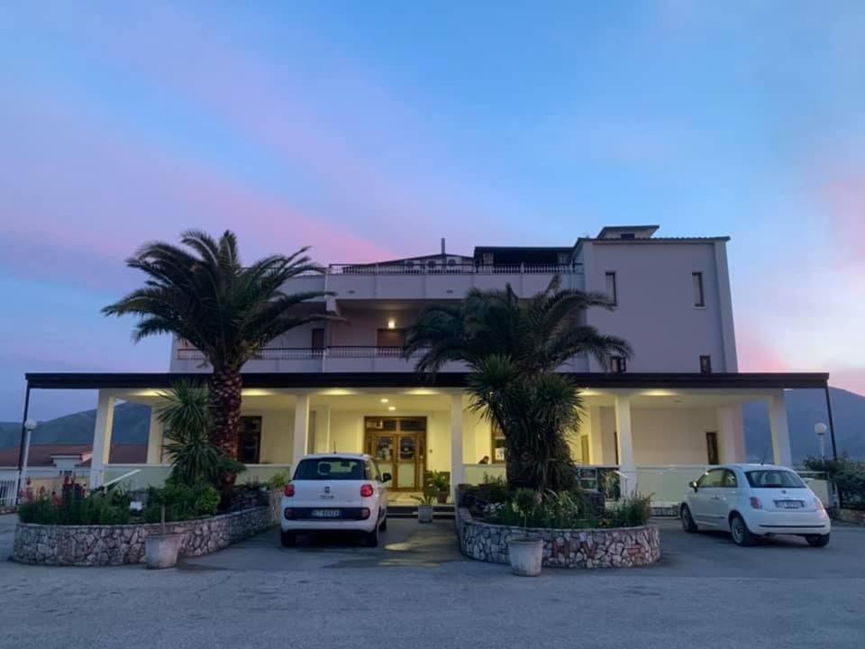 Hotel Vallisdea سالا كونسيلينا المظهر الخارجي الصورة